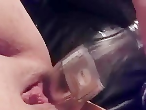 Babe used bottle into her cunt