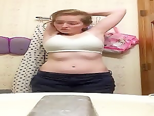 i dont want to fuck her so she goes solo homemade video