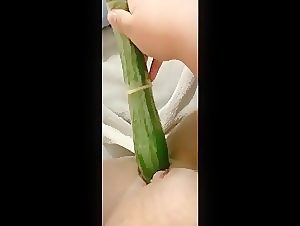 ex girlfriend shoving her cunt with a cucumber