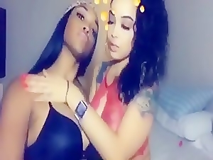 Ebony Lesbians Making Out