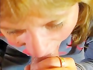 Lunchtime Blowjob From A Coworker
