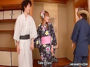Japanese slut gets double penetrated