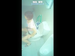 Toilet  spy porn 7002